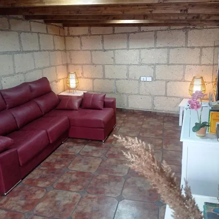 Abona Cave House *