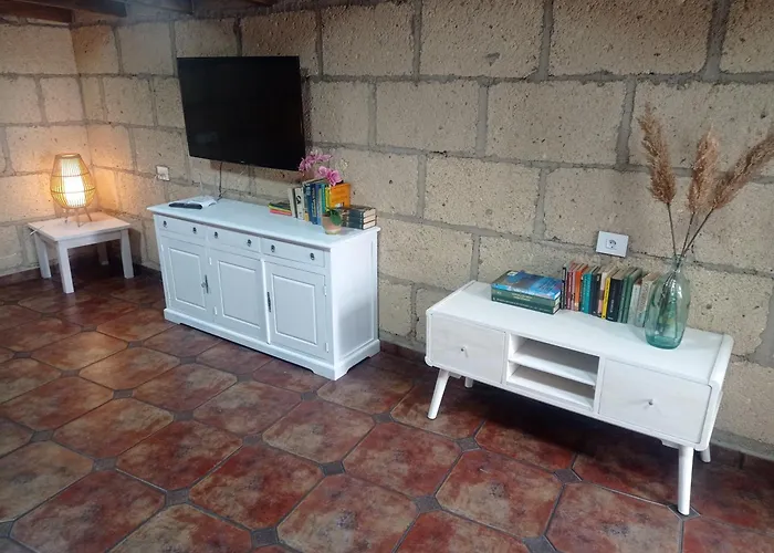 Abona Cave House Fasnia